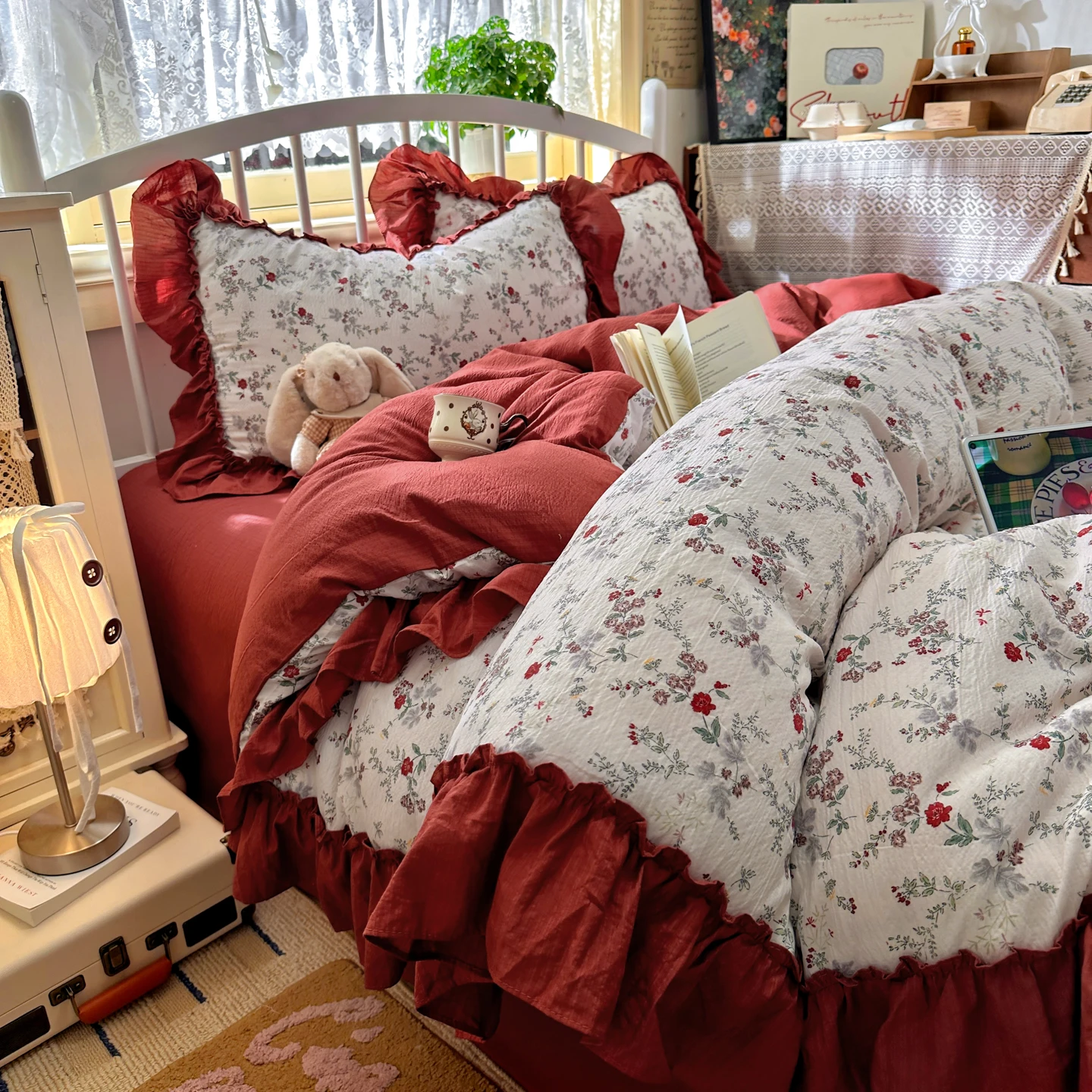 Aesthetic Floral Duvet Cover - طقم أغطية سرير بتصميم فرنسي عتيق،