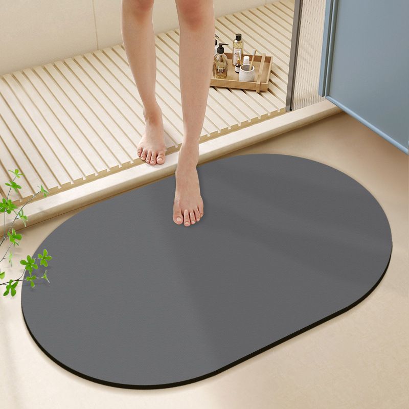 Quick Dry Diatomite Bath Mat - سجادة حمام بيضاوية غير منتظمة من
