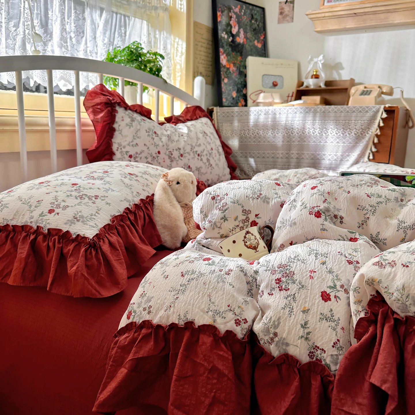 طقم أغطية سرير بتصميم فرنسي عت - مراجعة Aesthetic Floral Duvet Cover وسعره